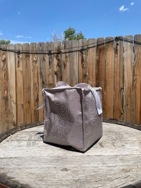 Reusable gift "boxes" image 1